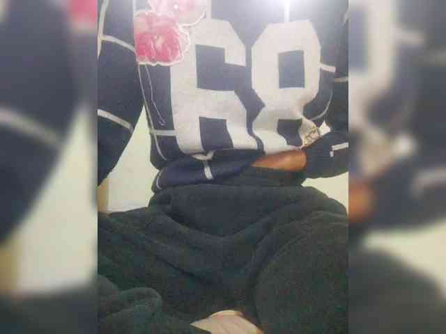 Molie-777 webcam