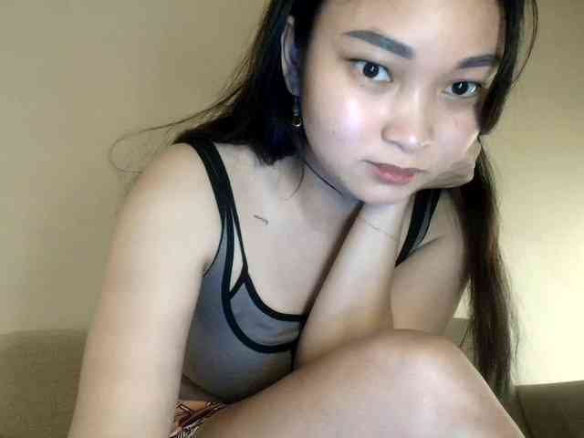 RozyElle webcam