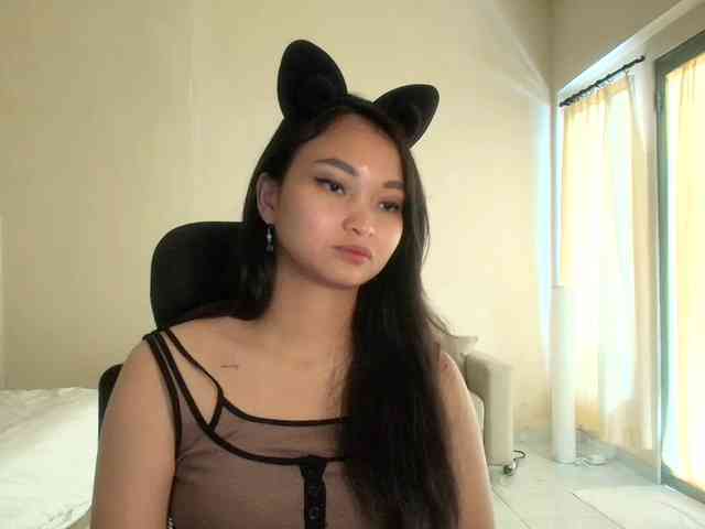 RozyElle webcam