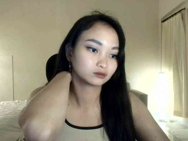RozyElle webcam