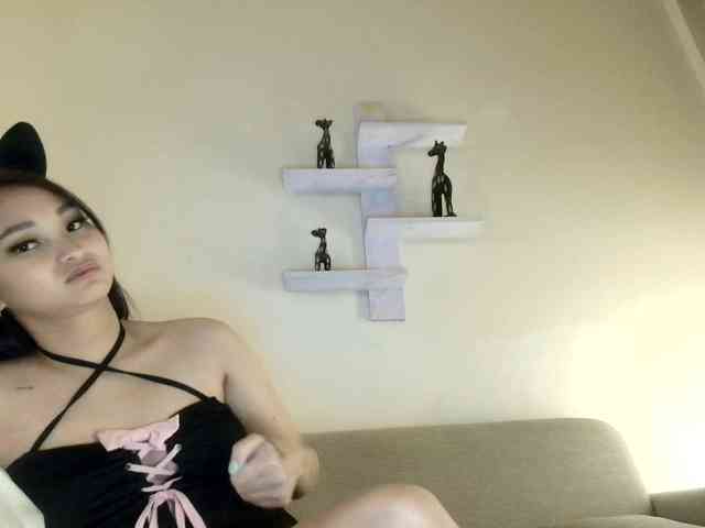 RozyElle webcam