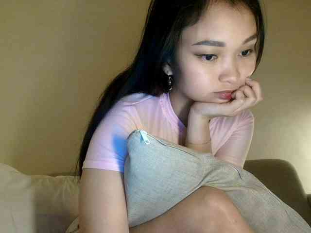 RozyElle webcam