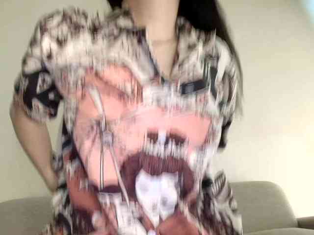 RozyElle webcam