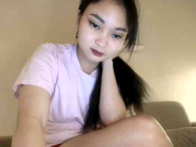 RozyElle webcam