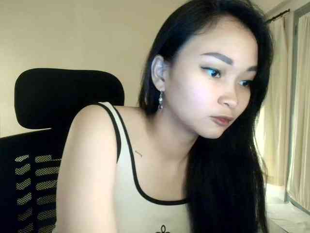RozyElle webcam
