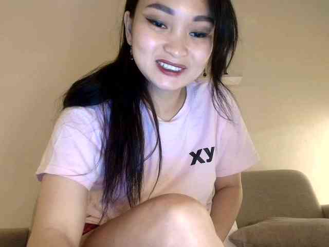 RozyElle webcam