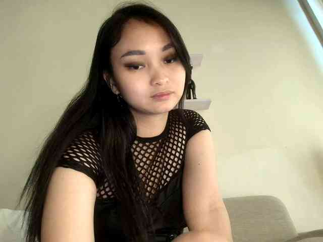 RozyElle webcam