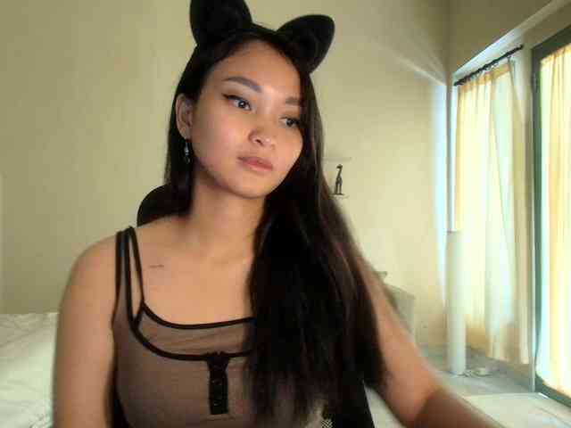 RozyElle webcam