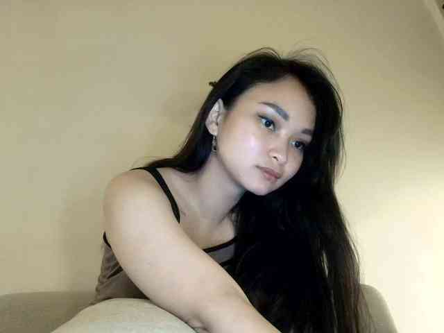 RozyElle webcam