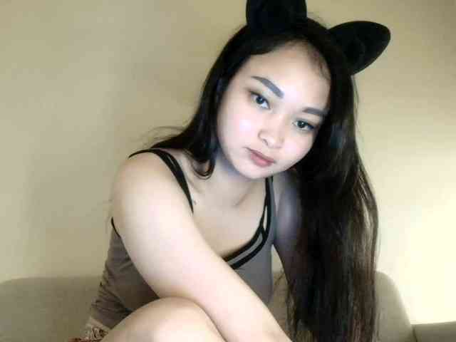 RozyElle webcam