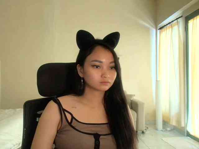 RozyElle webcam