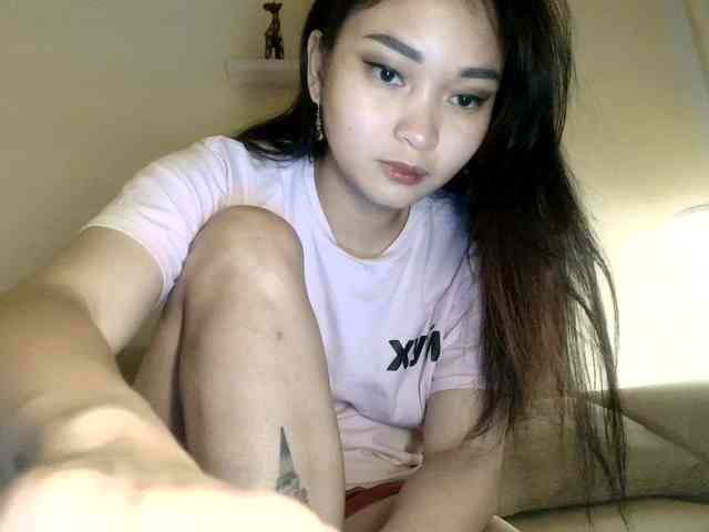 RozyElle webcam