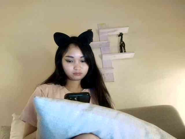 RozyElle webcam