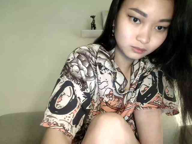 RozyElle webcam