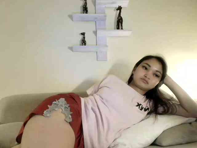 RozyElle webcam