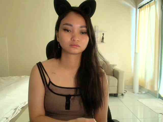 RozyElle webcam