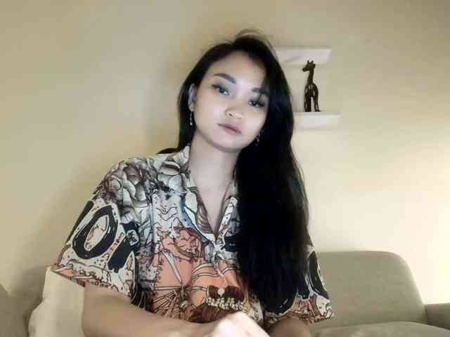 RozyElle webcam