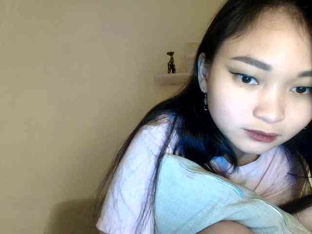 RozyElle webcam