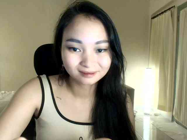 RozyElle webcam