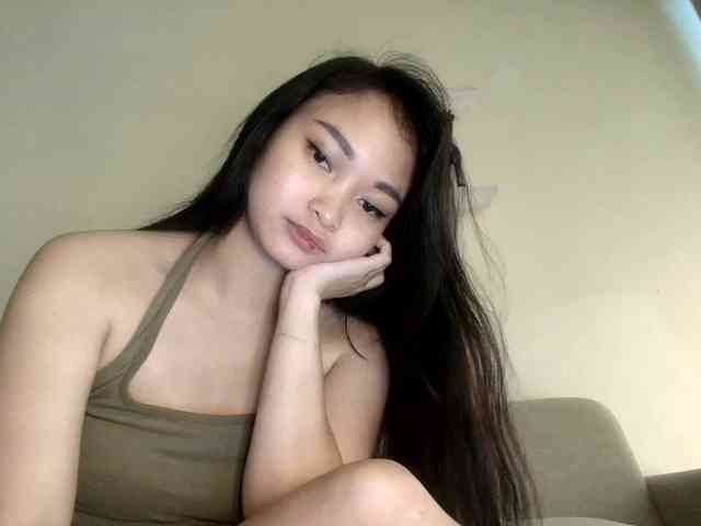RozyElle webcam