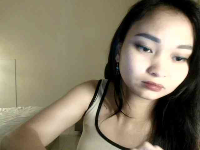RozyElle webcam