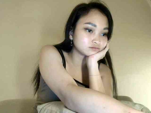 RozyElle webcam