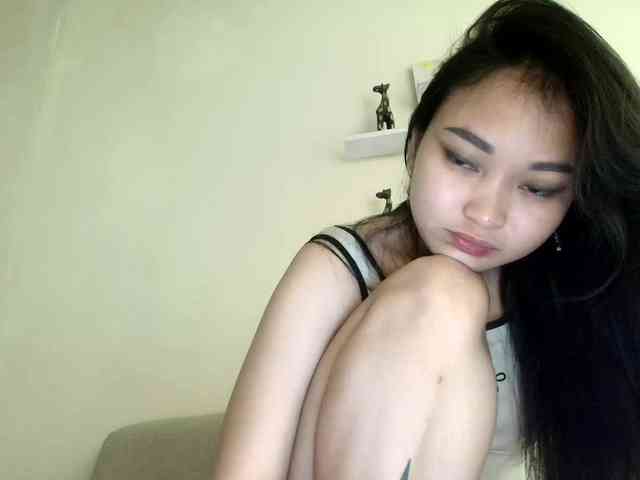 RozyElle webcam