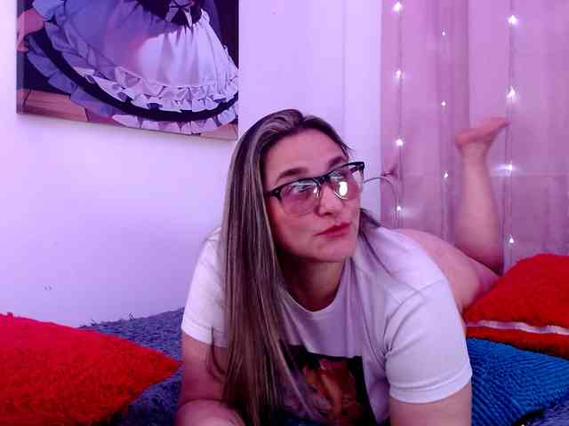 Natalliecolliz webcam