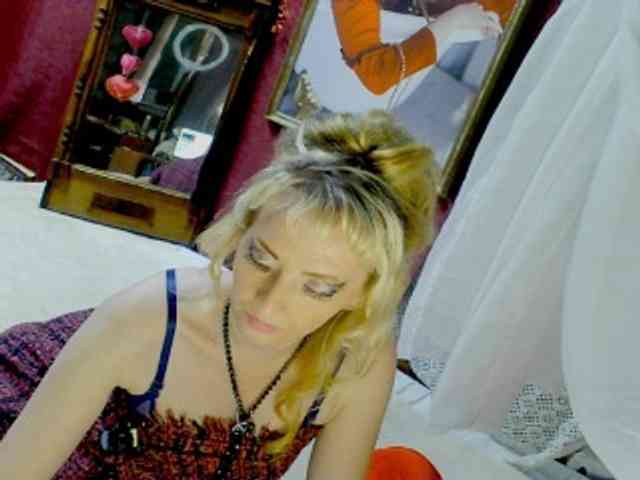 KatrinExcite webcam