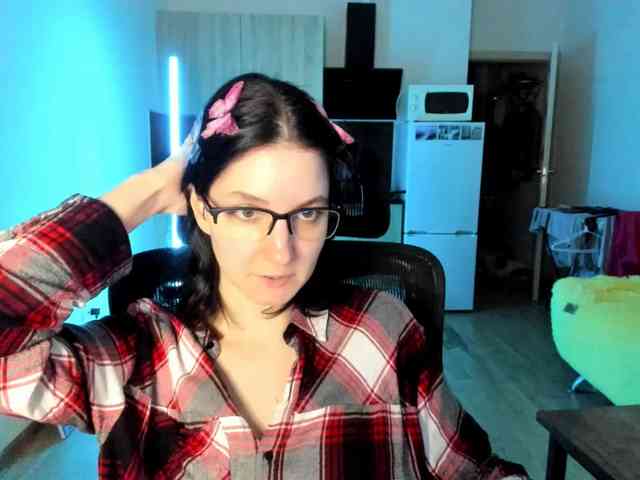 Victoria_Winters webcam