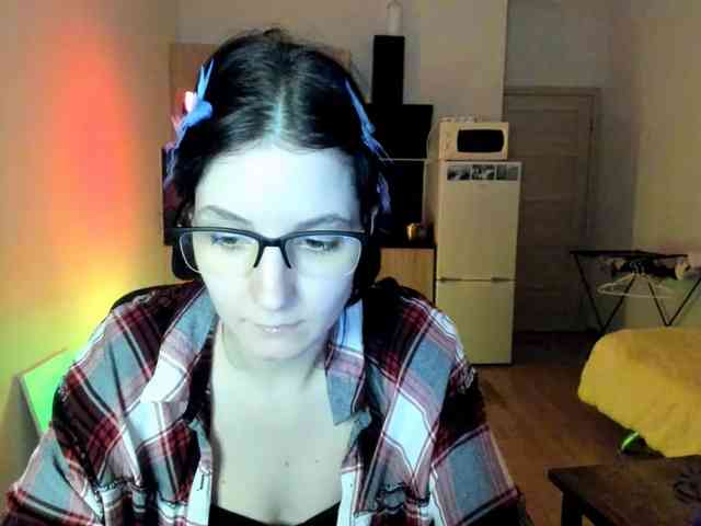 Victoria_Winters webcam