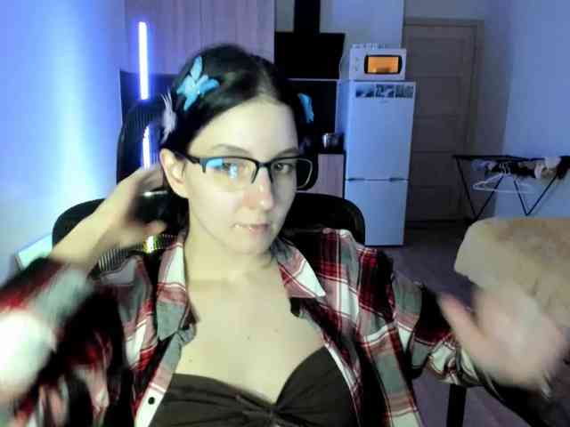 Victoria_Winters webcam