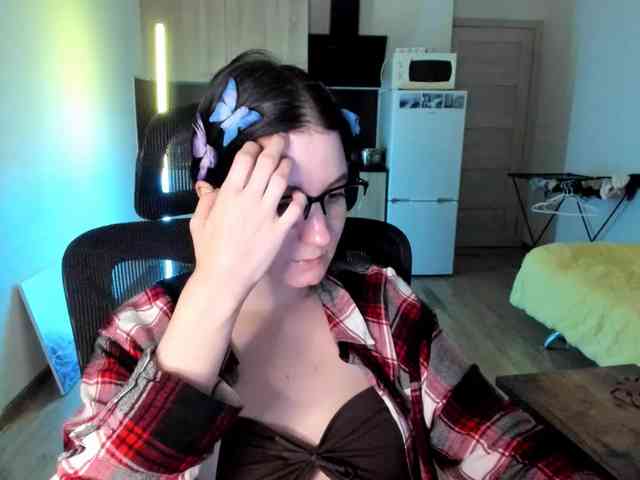 Victoria_Winters webcam