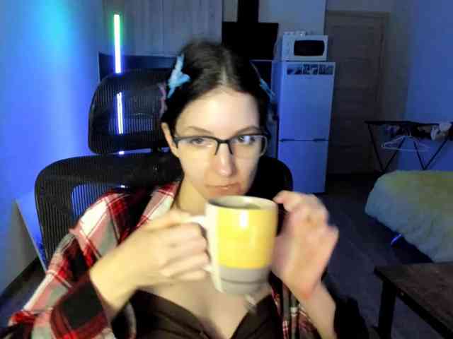 Victoria_Winters webcam