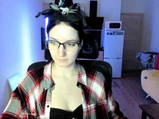 Victoria_Winters webcam