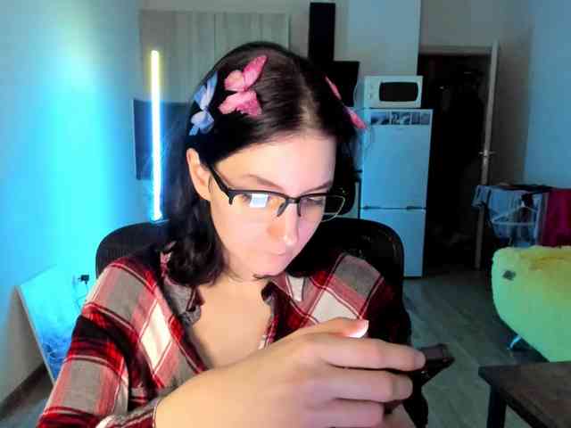 Victoria_Winters webcam