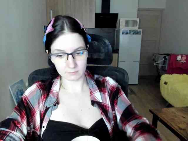 Victoria_Winters webcam