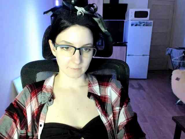 Victoria_Winters webcam