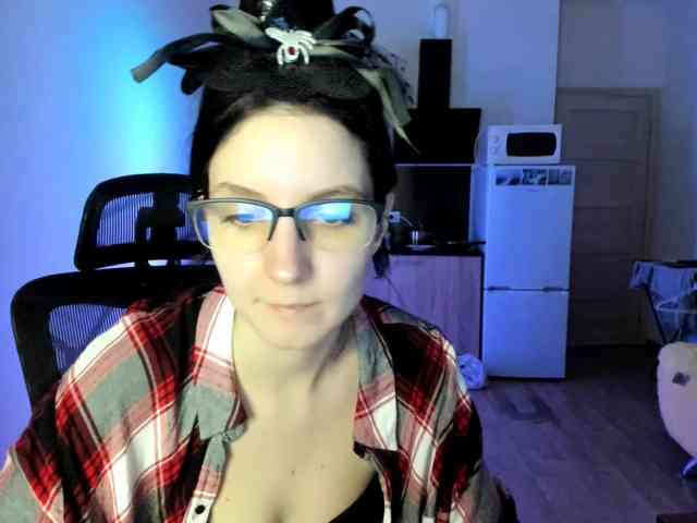 Victoria_Winters webcam