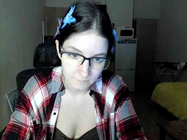 Victoria_Winters webcam