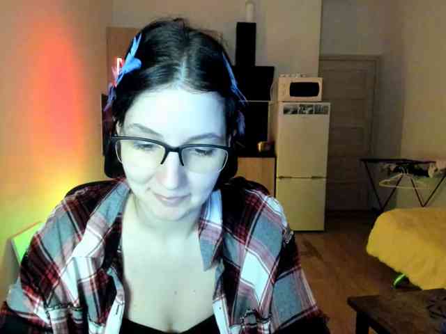 Victoria_Winters webcam