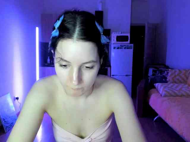 Victoria_Winters webcam