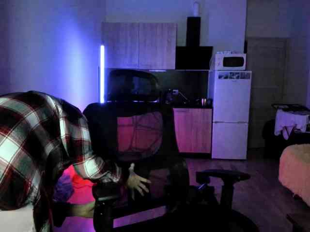 Victoria_Winters webcam