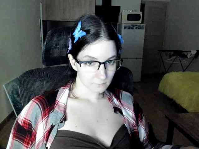 Victoria_Winters webcam