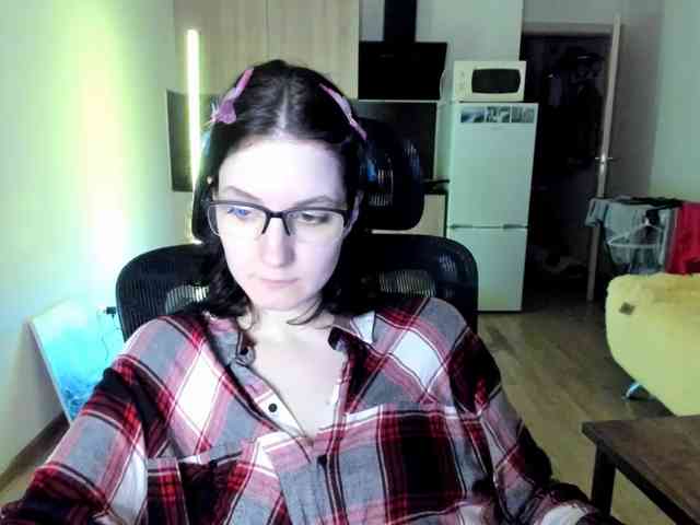 Victoria_Winters webcam