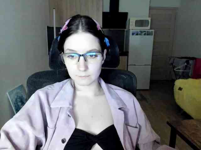 Victoria_Winters webcam