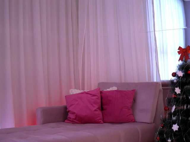 Entrez le videochat erotique avec le
modèle AnnaRhodes AnnaRhodes