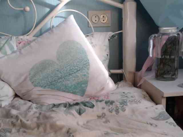 LilianaLove webcam