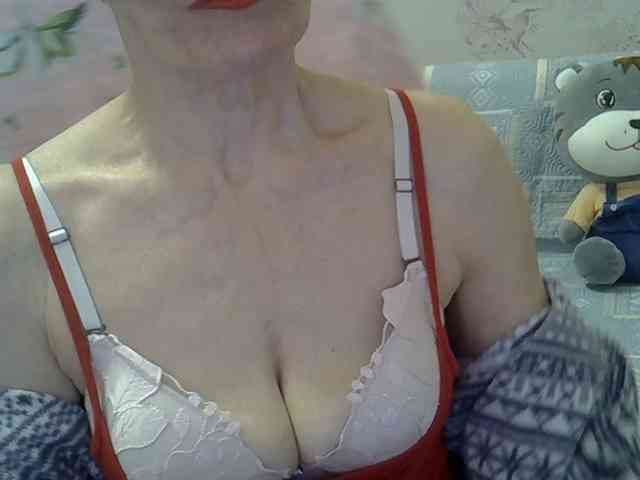 Red-Rose-777 webcam
