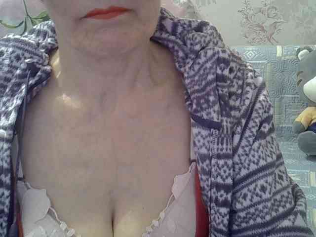 Red-Rose-777 webcam